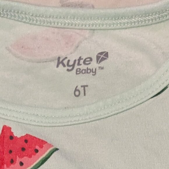 Kyte Baby short sleeve/long pants pajamas - Watermelon (size 6T) - Picture 3 of 3